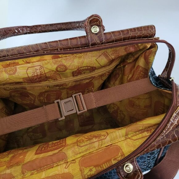 Samantha‎ Brown Classic Croc Embossed Dowel Carry On Travel Bag Weekender - Picture 6 of 12